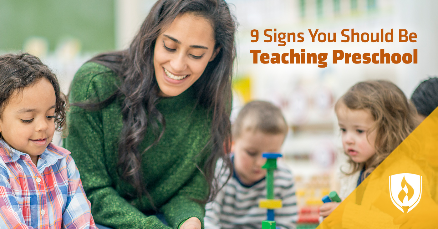 female teacher working with preschool students